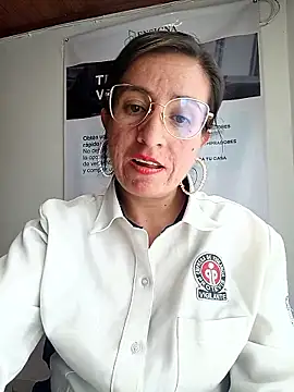 Chat +18 de Valentina--1 ao vivo