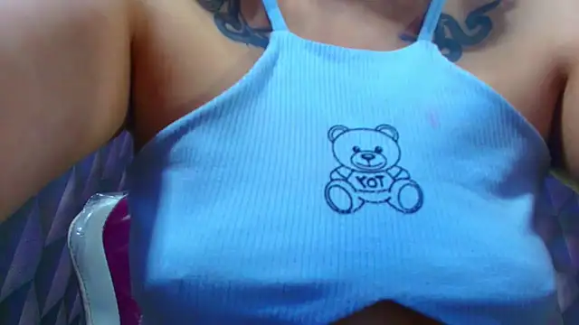 Chat +18 de LiaHarryis ao vivo