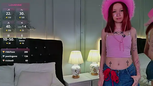 Онлайн чат XXX Mi_Mi_Mia