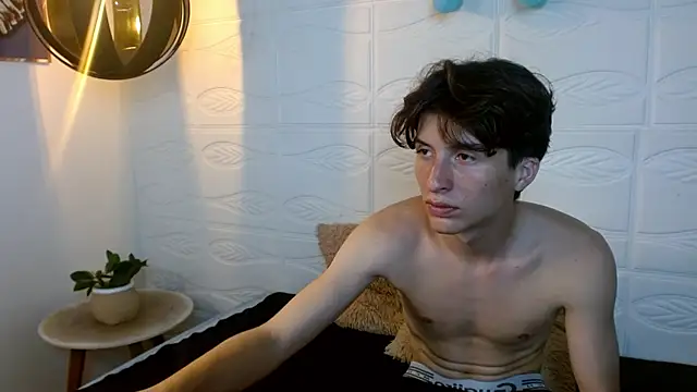 Chat XXX en directo de Marcoviolet