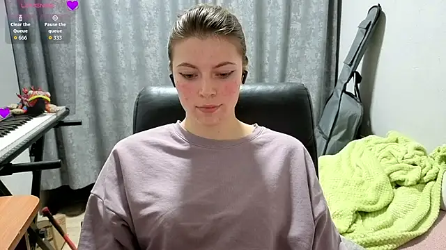 CutieAnny Adlı Modelin Canlı XXX Sohbeti