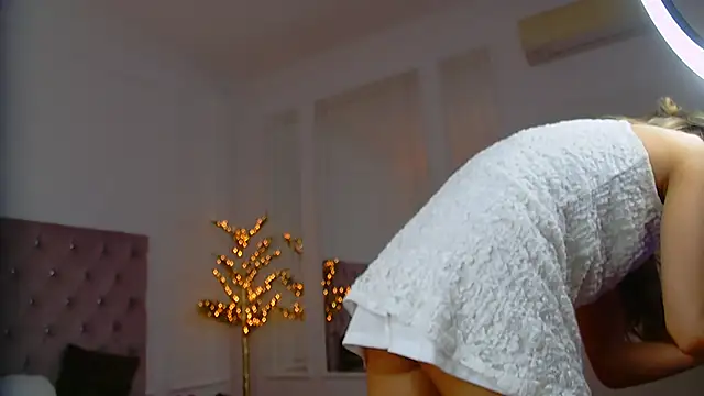 KimmDaviss' Live XXX Chat