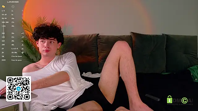 moon_Gloww live XXX chat