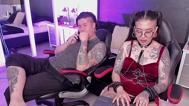 Czat XXX na żywo – inkedsinners_
