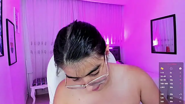 Luna_Jonnes1 Adlı Modelin Canlı XXX Sohbeti