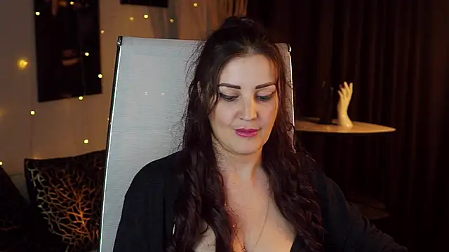 AureliaVane Adlı Modelin Canlı XXX Sohbeti