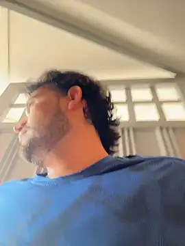 XXX chat uživo modela Adrian_SITH