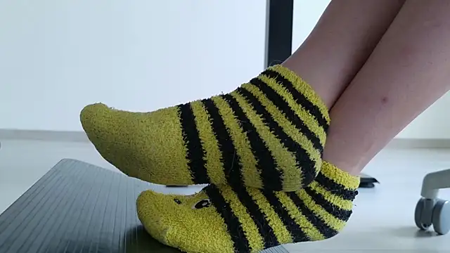 Feetbeth Live XXX-Chat