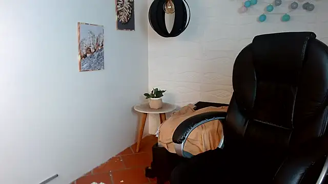 Marcoviolet Live XXX Chat