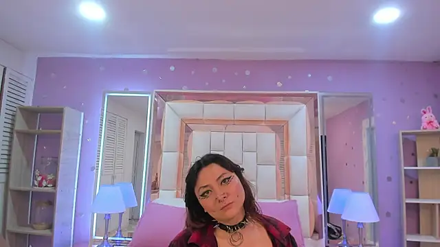 Goldentemptation_ élő XXX-chatje