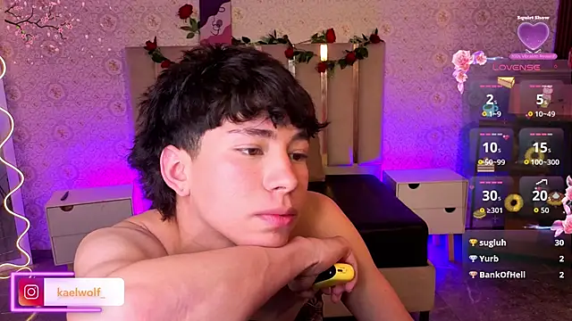 kaelwolf_tay 即時 XXX 聊天