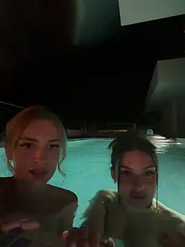 EvieEvans XXX чат на живо