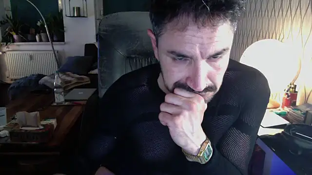 Živý XXX chat tomz0819
