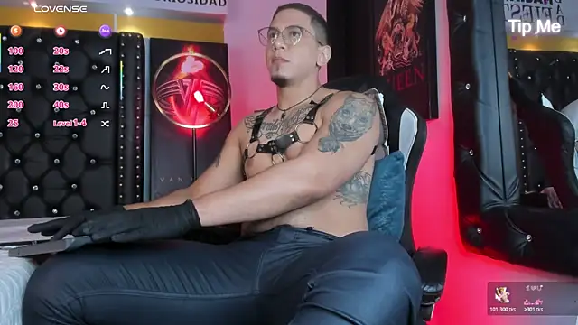 Pokazy przed kamerką – JoshMillerr_