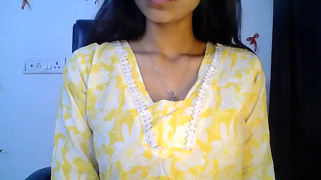 XXX chat uživo modela Hot_Deepansi02