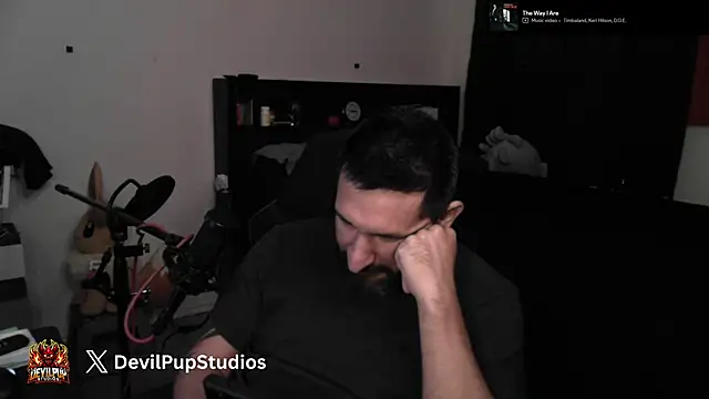 Онлайн чат XXX DevilPup75_