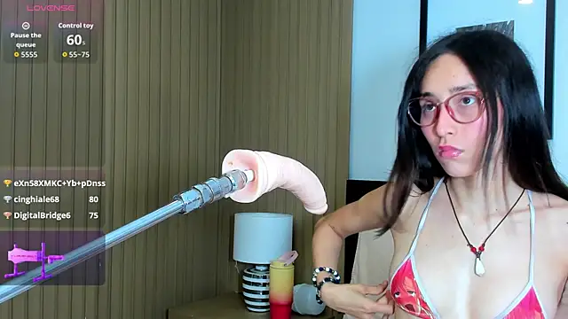 Živý XXX chat doll_bella_