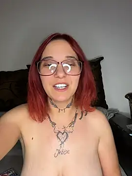 XXX chat uživo modela jebise23