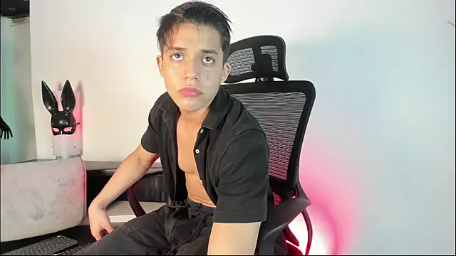 Živý XXX chat rocco_gym