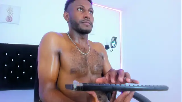 DaddyBlack_ – Live XXX-chat