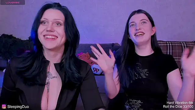 SleepingDuo's Live XXX Chat