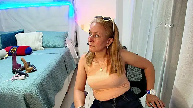 Chat +18 de Naty_Stone ao vivo