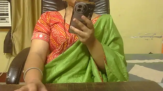 PUCHEJAAN's Live XXX Chat