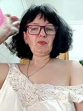 Chat +18 de lucky_Alina ao vivo