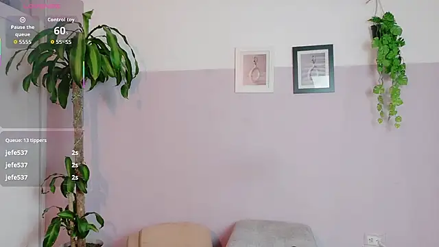 Czat XXX na żywo – Zara_Fire
