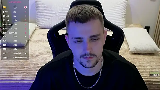 Larstar01's Live XXX Chat