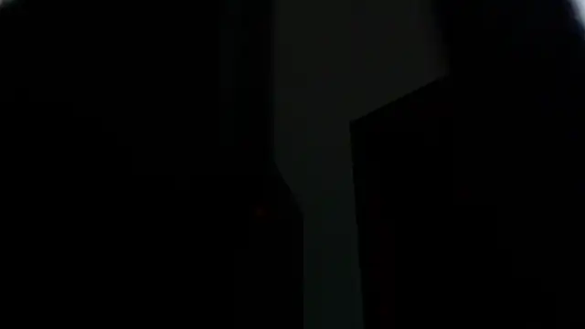 emiliaa_hot élő XXX-chatje