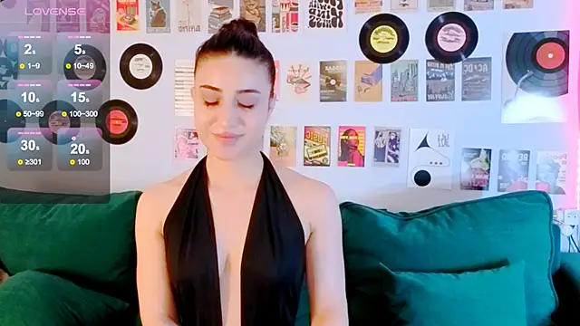 Maya_Rogerss Chat XXX in diretta