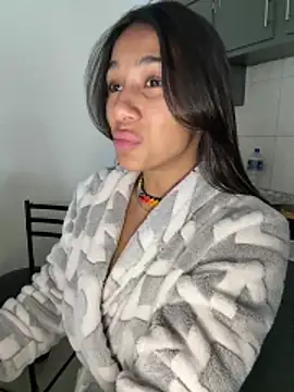 cata_777n Live XXX chat