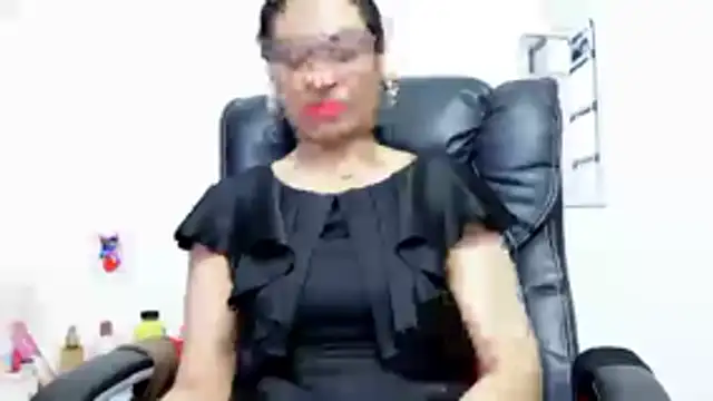 Aries_Mature's Live XXX Chat