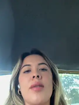 Emilia_Bakerr Chat XXX in diretta