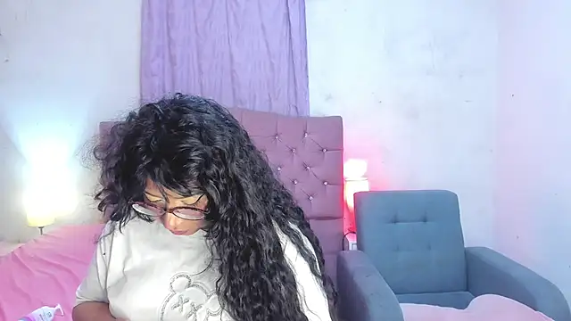 Latinabombsheell Live XXX-Chat