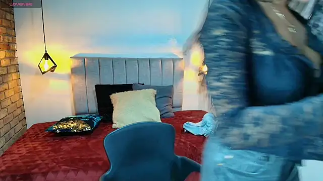 LiaCooper_'s Live XXX Chat