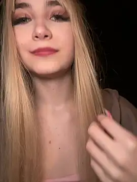 MarlboroWeb 라이브 XXX 채팅