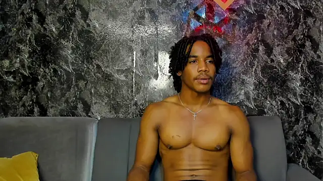 XXX chat uživo modela axel_silva4