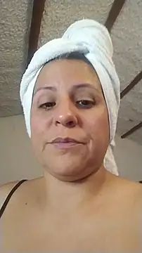 Chat +18 de LucifernandaSw ao vivo