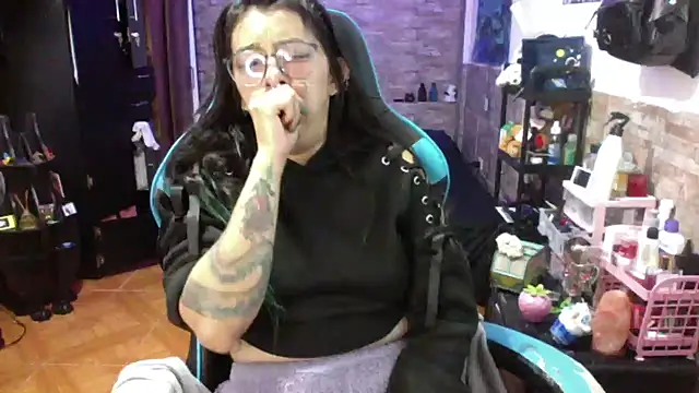 Chat XXX en directo de AngelaQueen_