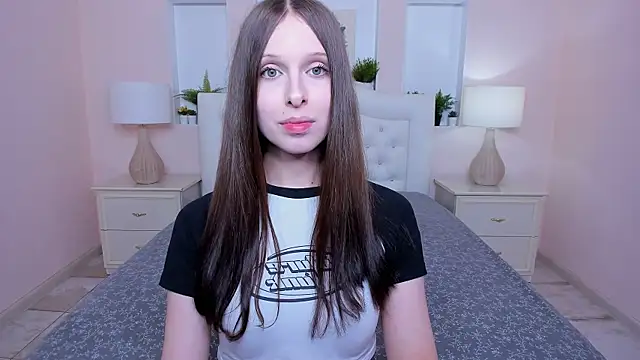 dark_k1tty élő XXX-chatje