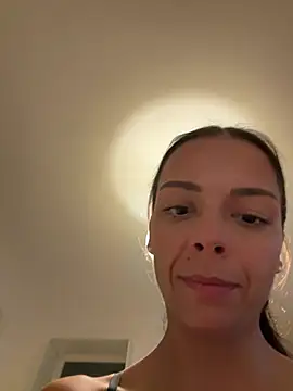 Chatroom XXX en direct de SweetLillySugar_