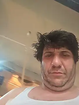 ctguybj Chat XXX in diretta