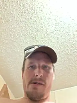 bushhogger8371's Webcam Show