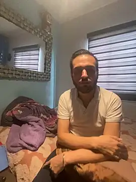Czat XXX na żywo – Alexitho25
