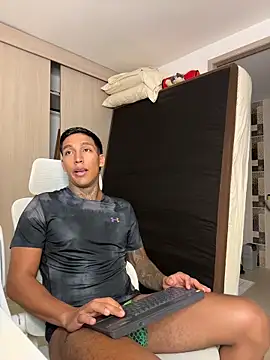sendfer's Live XXX Chat