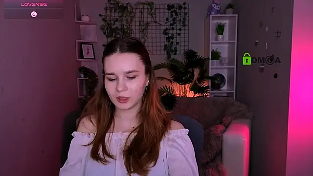 angie_foxy1のライブXXXチャット