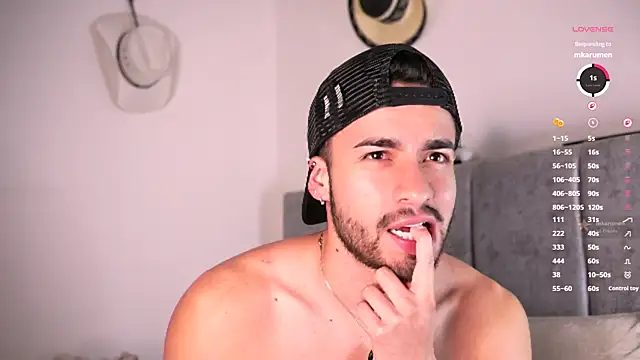 Chat XXX ao vivo de aydan_hw