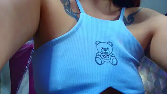 Онлайн чат XXX LiaHarryis